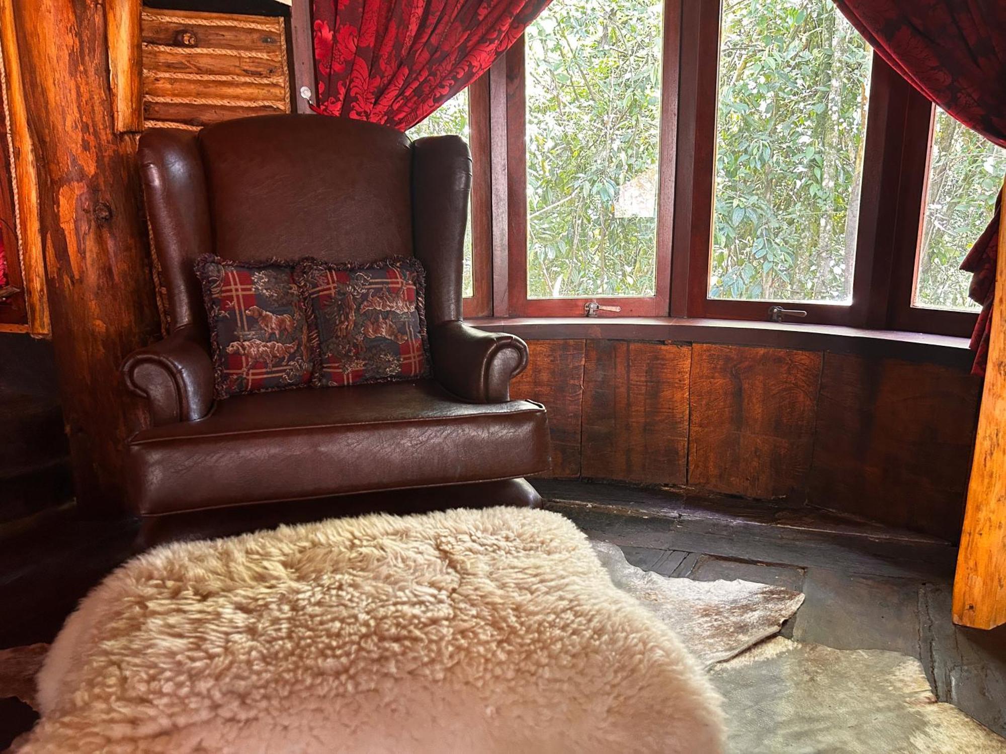 Art Lodge Кампус-ду-Жордау Экстерьер фото